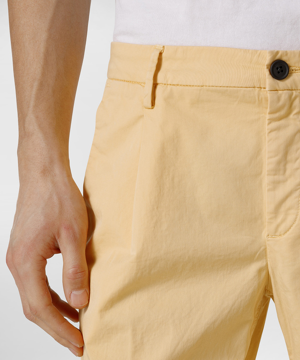 Hose aus Baumwoll-Gabardine, stückgefärbt - Peuterey