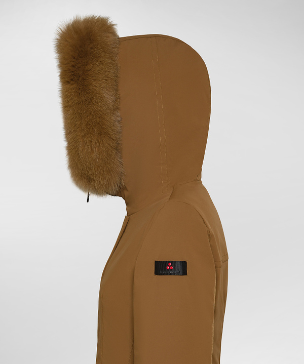 Giacca slim con pelliccia in tono colore - Peuterey