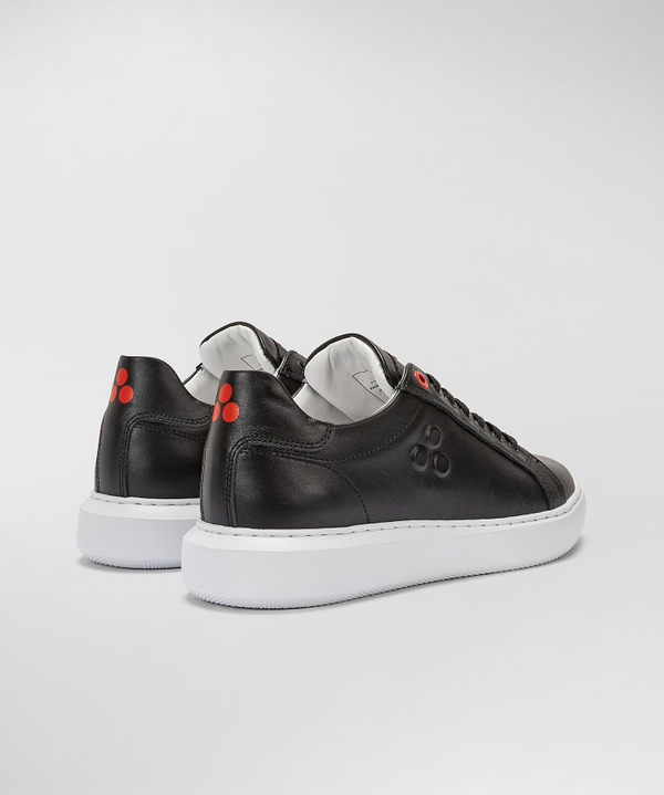 Sneaker In Pelle Con Logo Goffrato - Peuterey
