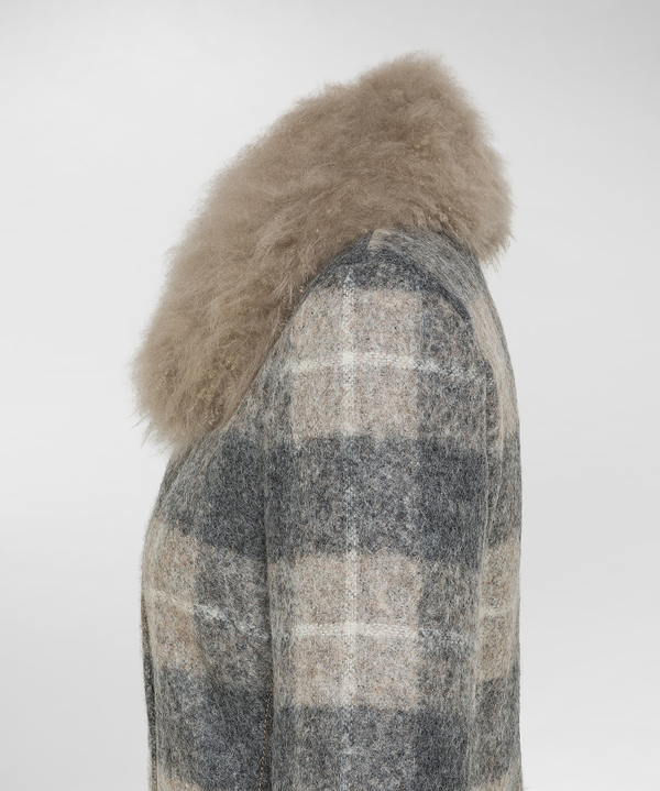 Long, Waisted Checked Coat With Fur - Peuterey