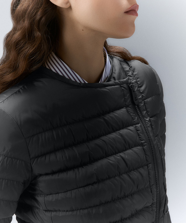 Taillierte Jacke mit schrägem Reißverschluss - Peuterey