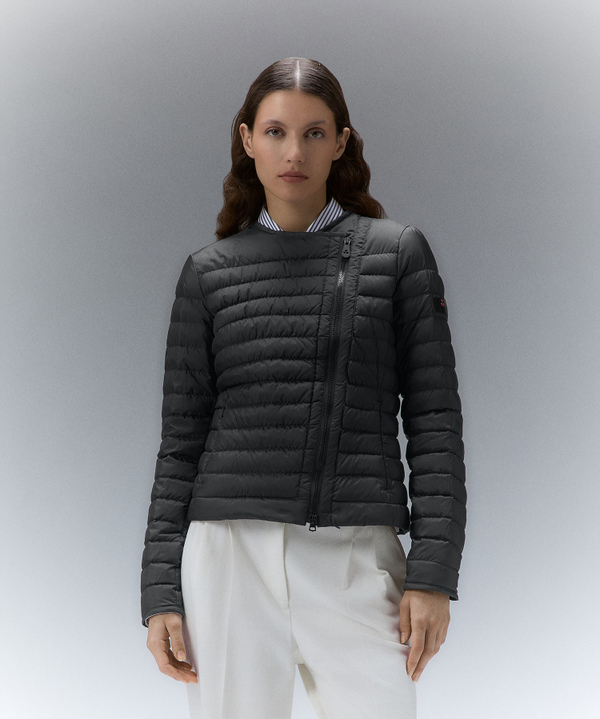Taillierte Jacke mit schrägem Reißverschluss - Peuterey