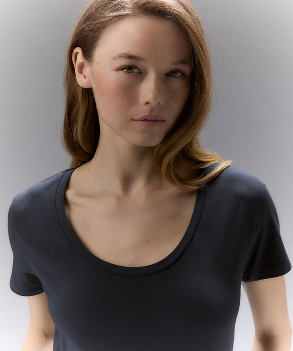 Stretch-T-Shirt mit schmaler Passform - Peuterey