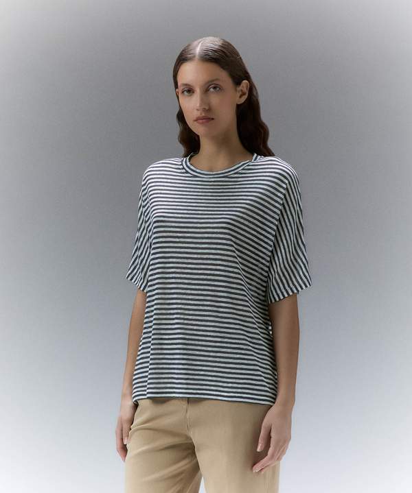 Gestreiftes T-Shirt aus einer Leinenmischung - Peuterey