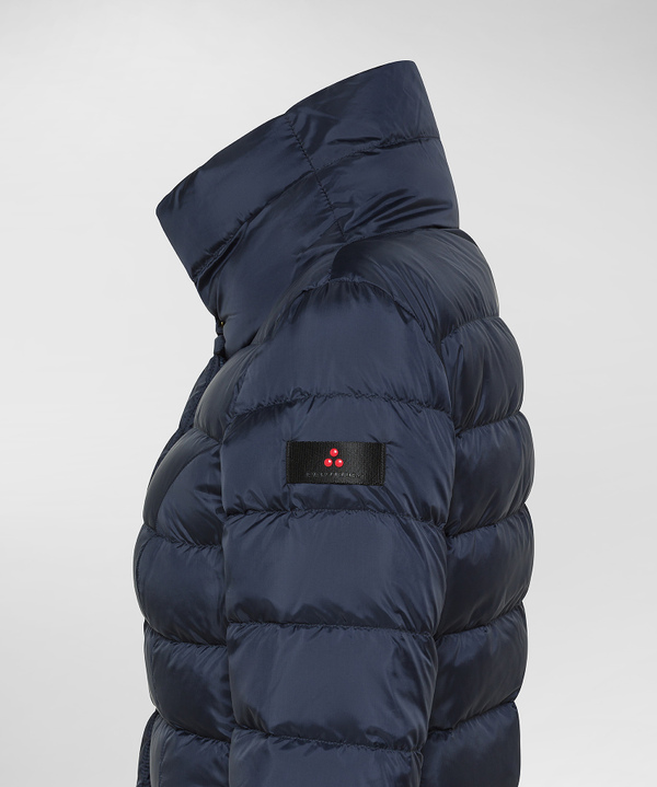 Kurze Daunenjacke mit hohem Kragen - Peuterey