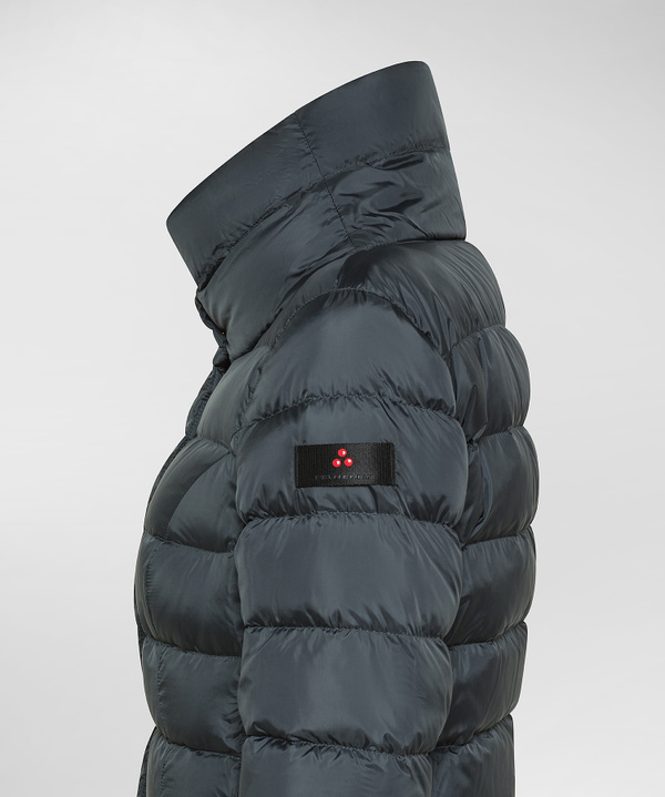 Kurze Daunenjacke mit hohem Kragen - Peuterey