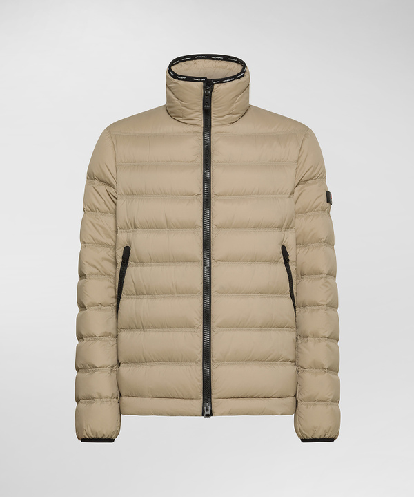 SPORTLICHE DAUNENJACKE AUS RECYCELTEM NYLON - Peuterey