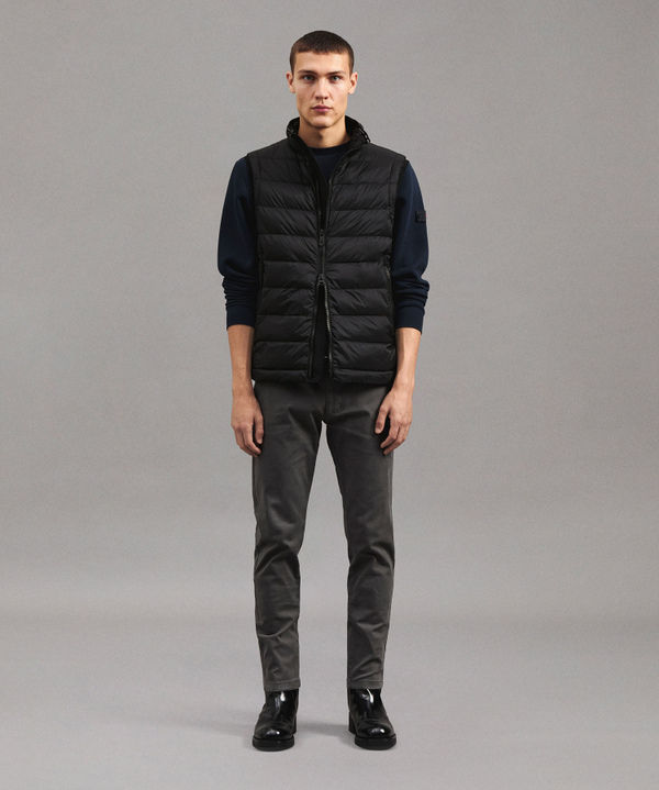 Gilet superleggero in nylon riciclato da uomo nero Peuterey