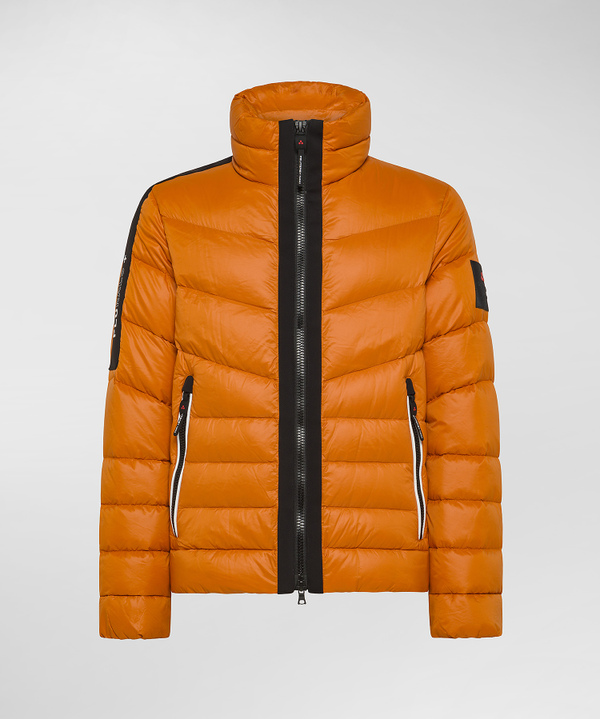Kurze und sportliche umweltfreundliche Daunenjacke - Peuterey