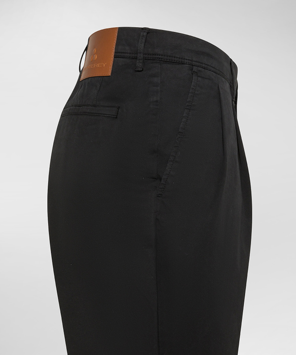 Pantaloni classici di cotone stretch da uomo nero Peuterey