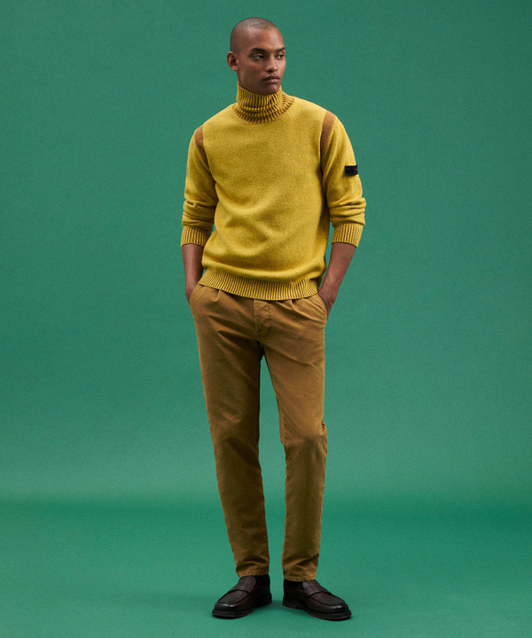 Yellow turtleneck sale
