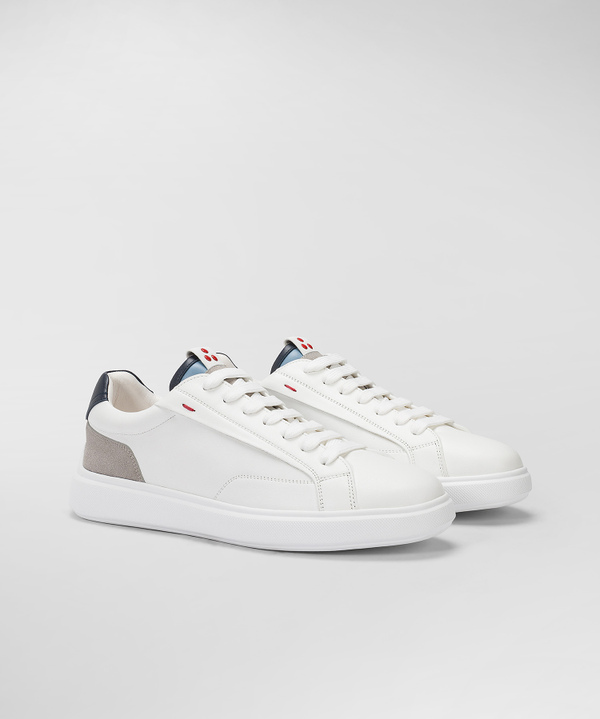 Sneakers with contrasting details - Peuterey