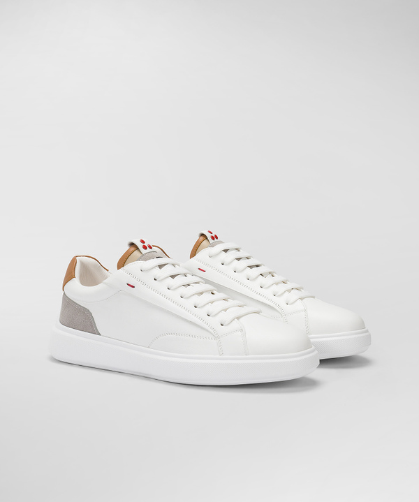 Sneakers with contrasting details - Peuterey
