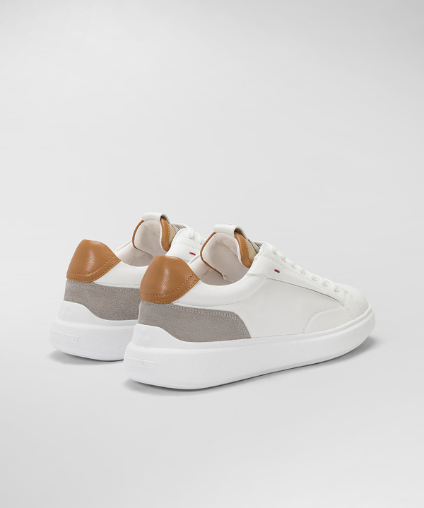 Sneakers with contrasting details - Peuterey
