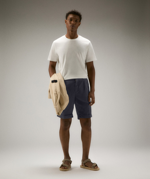 Soft, lightweight Bermuda shorts - Peuterey