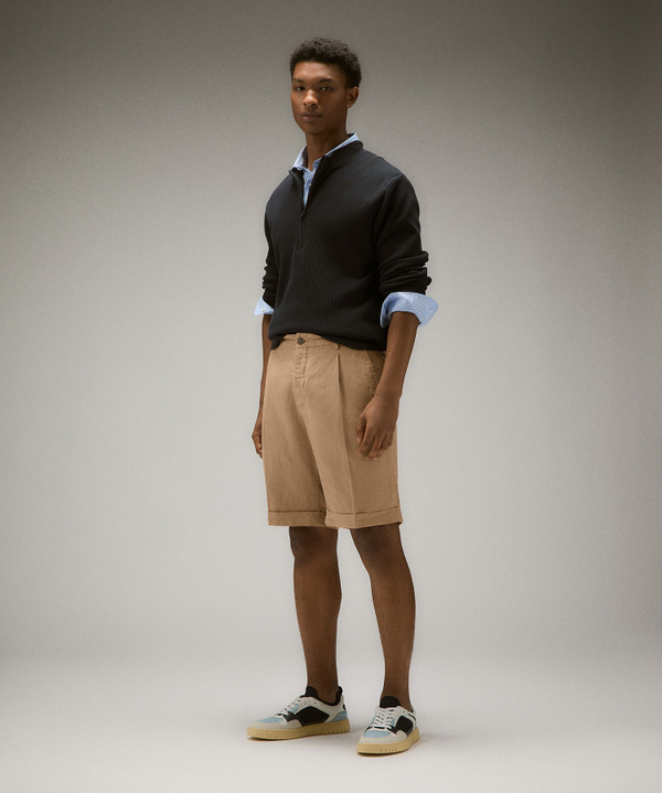 Soft, lightweight Bermuda shorts - Peuterey