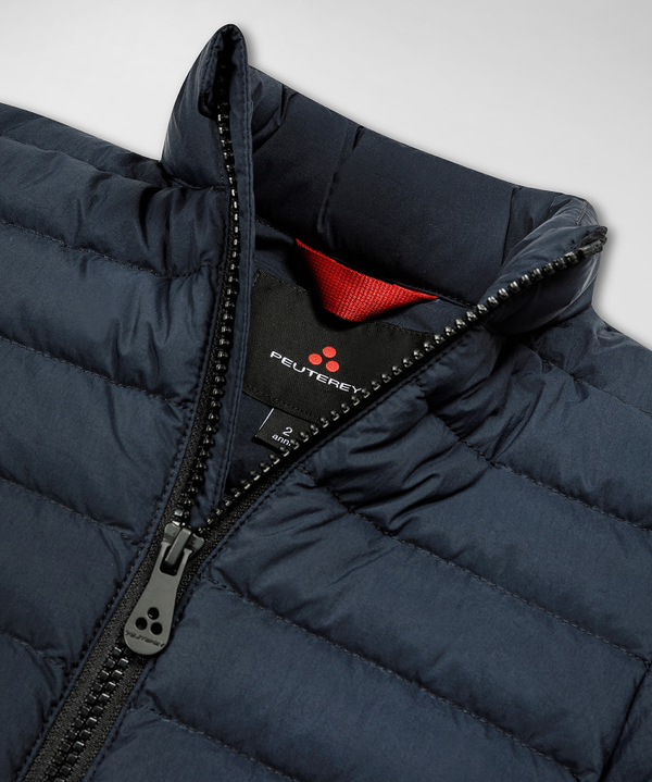 Ultra-light and comfortable down jacket - Peuterey