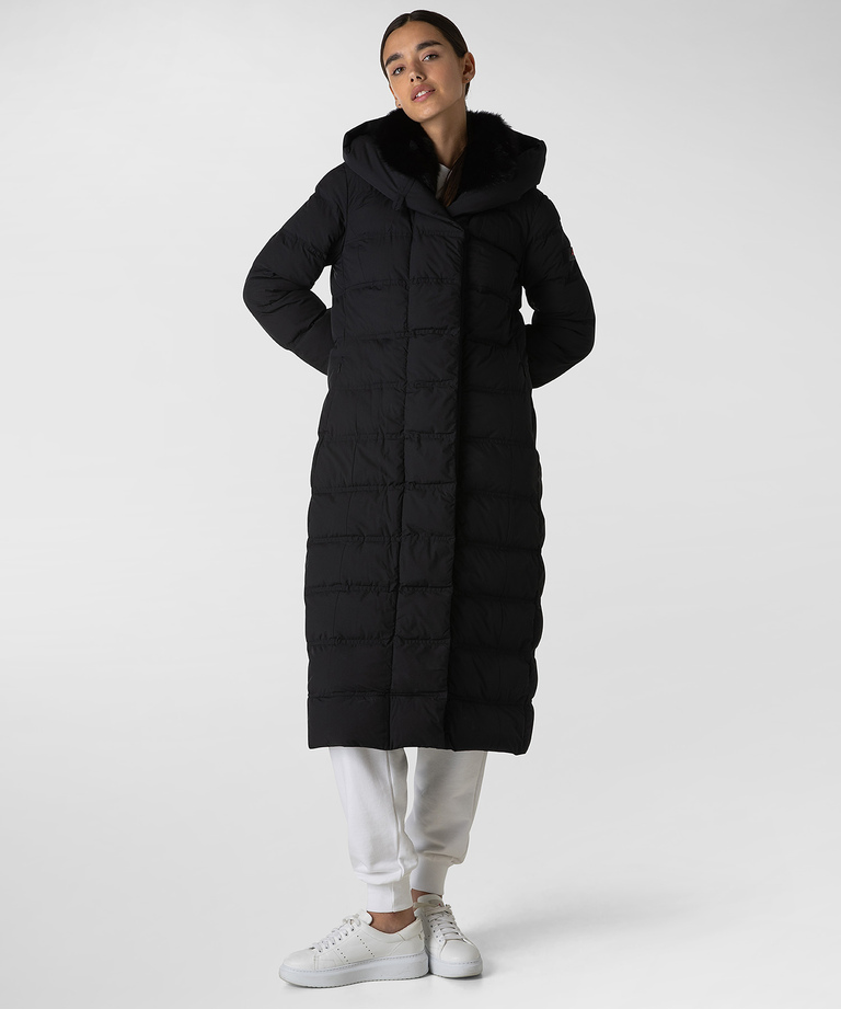Long, elegant down jacket - Winter clothing for women | Peuterey