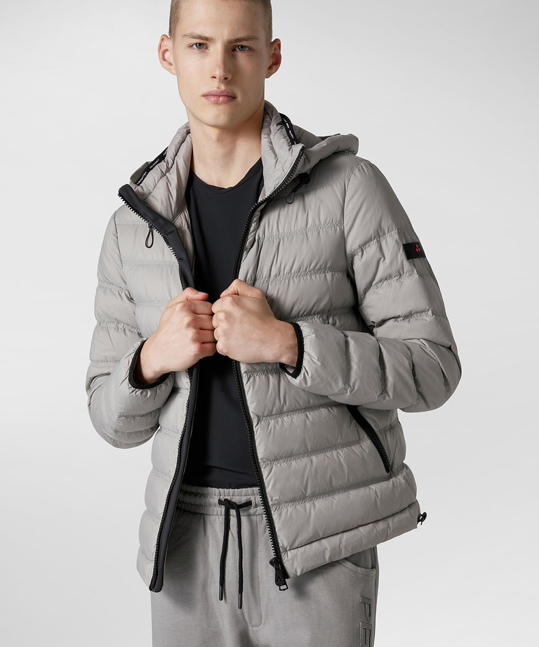 Ultra-lightweight and semi-shiny down jacket - Everyday apparel - Men's clothing | Peuterey