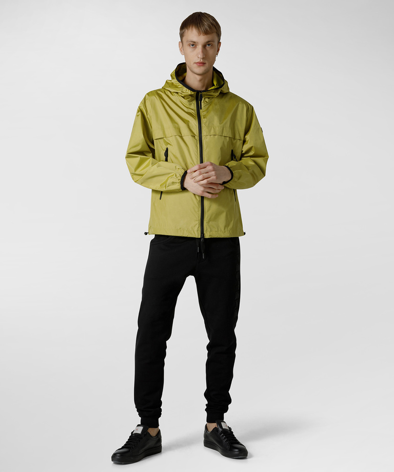 Ultra-lightweight and waterproof bomber jacket - Down Jackets | Peuterey