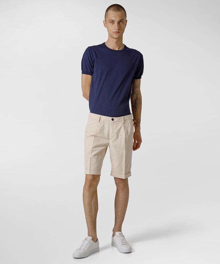 Slim-fit cotton and linen Bermuda shorts - Clothing & Accessories | Peuterey