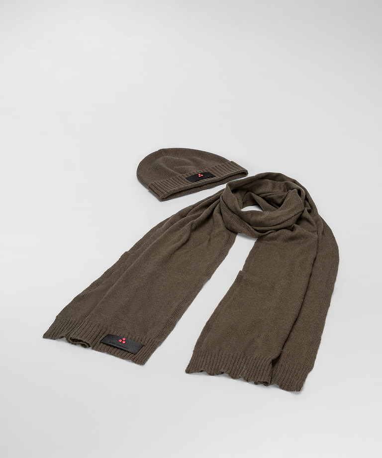 Cashmere blend scarf and hat set