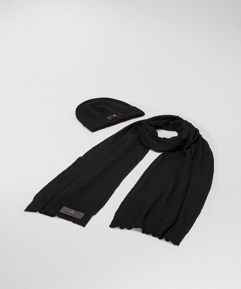 Cashmere blend scarf and hat set