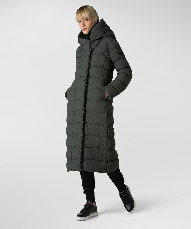 Long, elegant down jacket - Parkas & Trench Coats | Peuterey