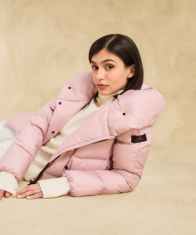 Daunenjacke aus superleichtem recyceltem Stoff - Wasserabweisende Jacken Für Damen | Peuterey