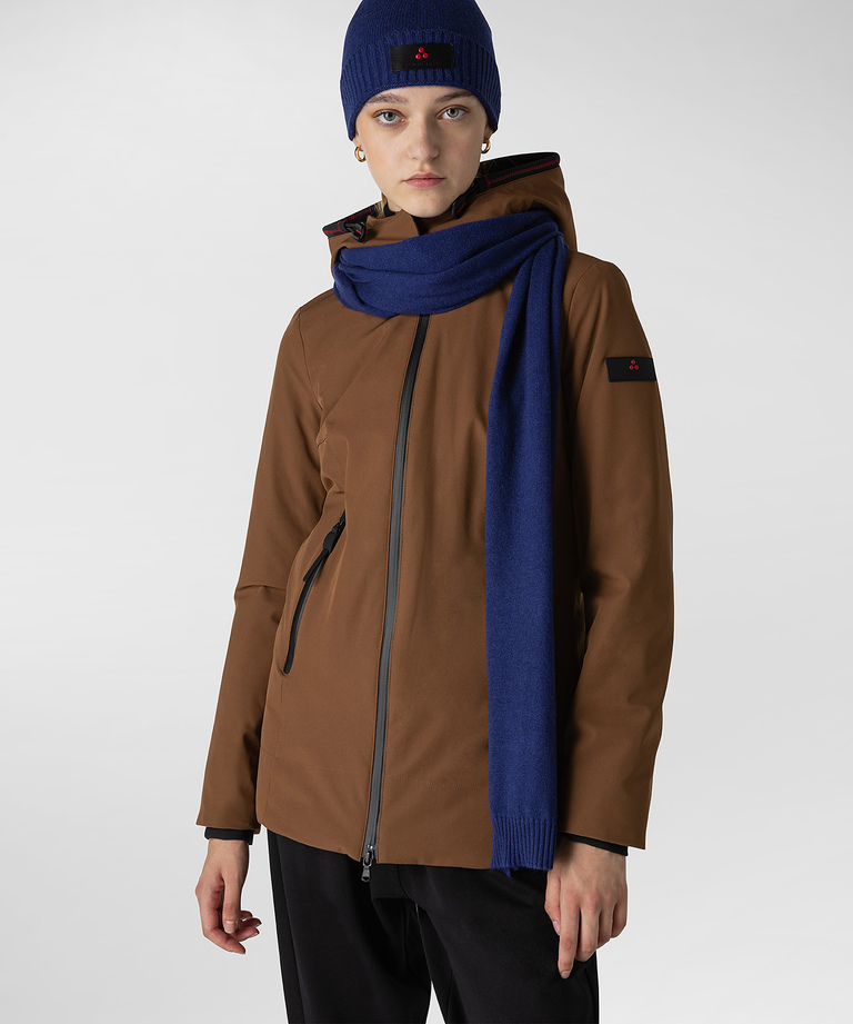 Minimalistische und raffinierte glatte Jacke - Übergangskleidung für Damen | Peuterey