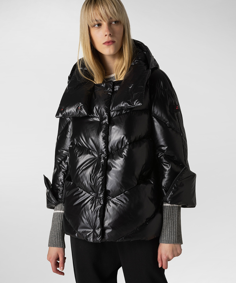 Eco-sustainable, shiny down jacket - Fall-Winter 2022 Womenswear Collection | Peuterey
