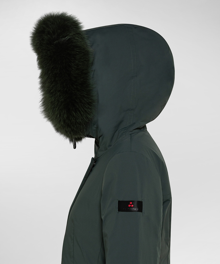 Slim fit jacket with matching colour fur