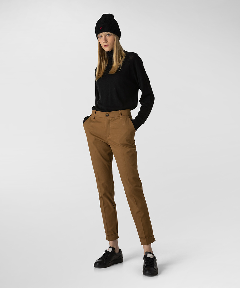 Gabardine stretch-cotton chino trousers - Fall-Winter 2022 Womenswear Collection | Peuterey