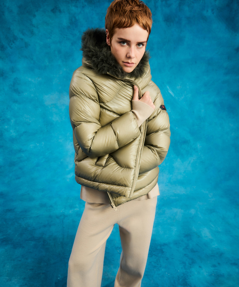 Daunenjacke mit Kaschmir-Ziegenfell - Wasserabweisende Jacken Für Damen | Peuterey