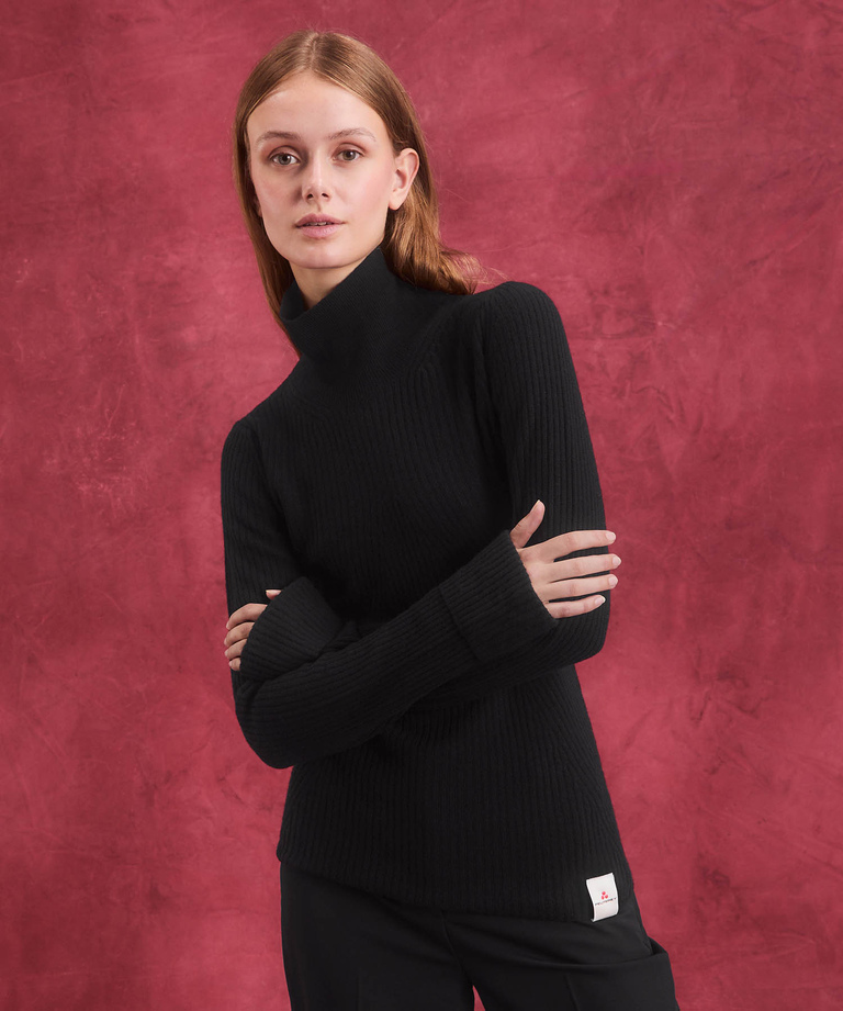 Slim and versatile turtle-neck sweater - Gifts for Her | Peuterey