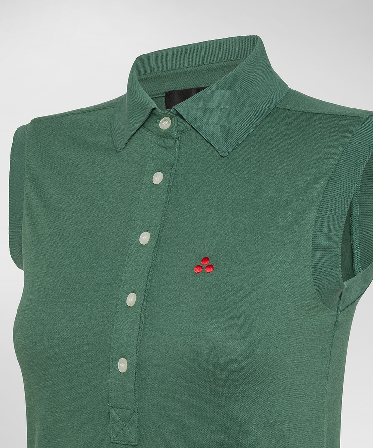 Sleeveless piqué polo shirt