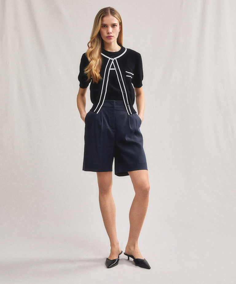 Linen Bermuda shorts - Spring-Summer 2024 Womenswear Collection | Peuterey