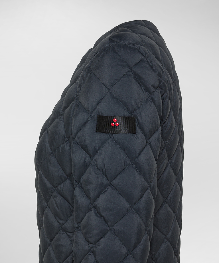 Slim fit goose down jacket with diamond quilting