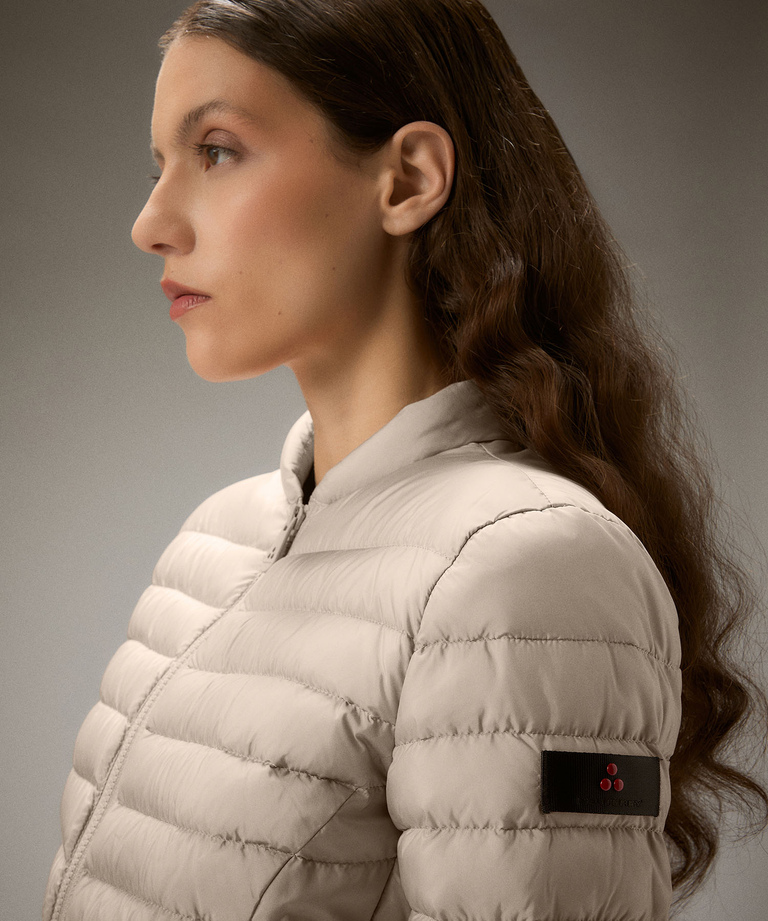 Lightweight slim fit down jacket