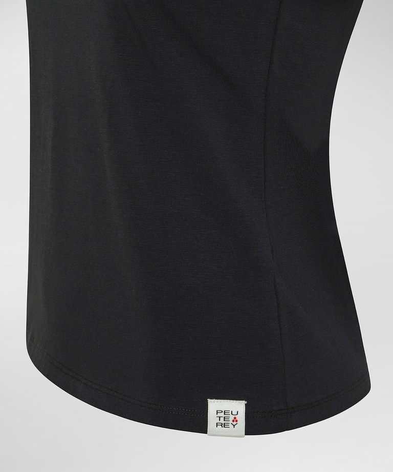 Slim fit stretch t-shirt
