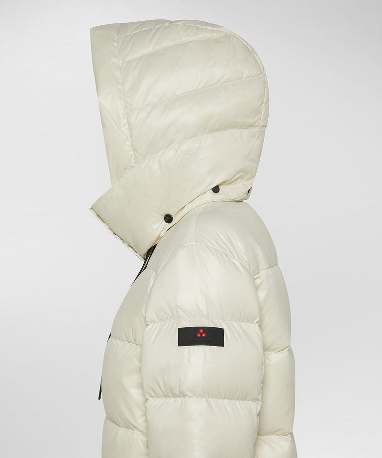 Shiny nylon puffer jacket