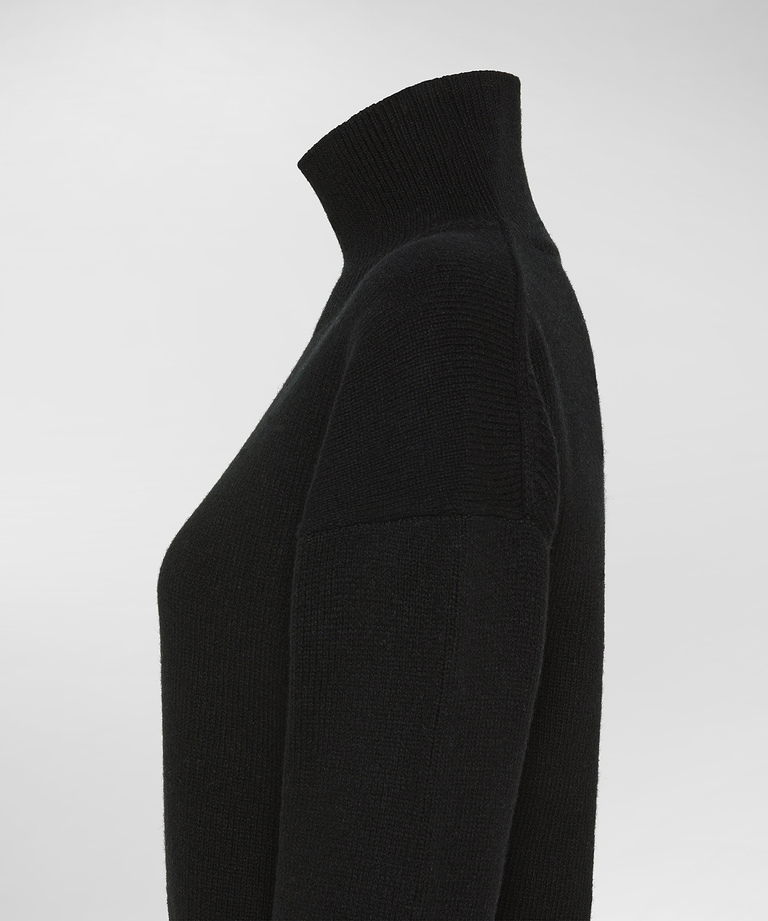 Carded wool turtleneck sweater