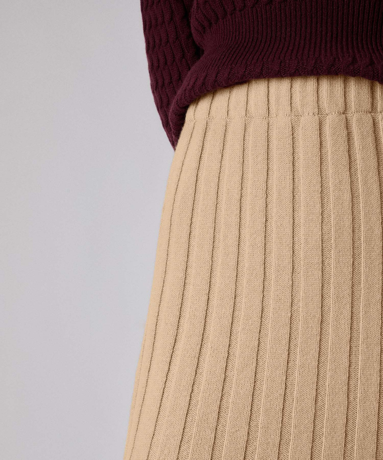 Long ribbed wool skirt