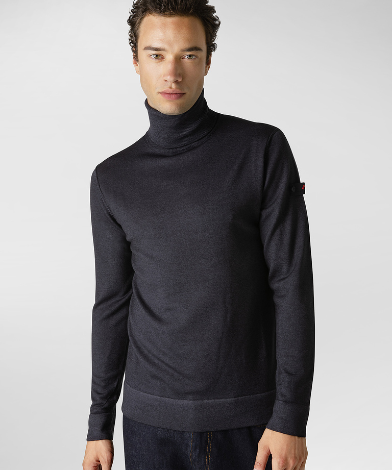 Merino pull with acid-etched dye - Top And Knitwear | Peuterey