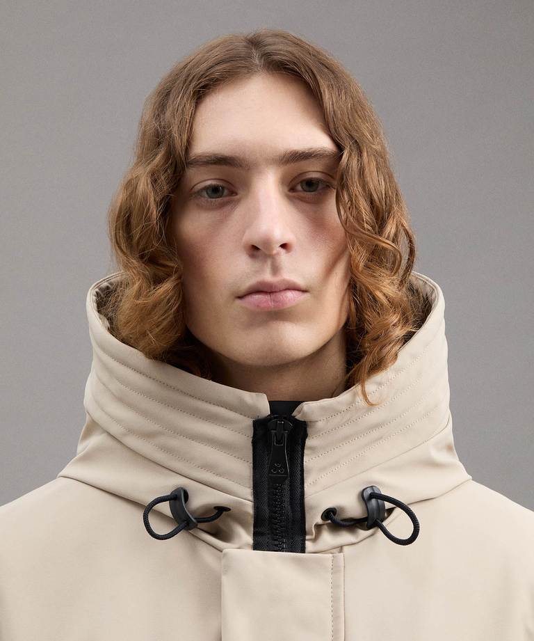 Smooth, triple-layer parka