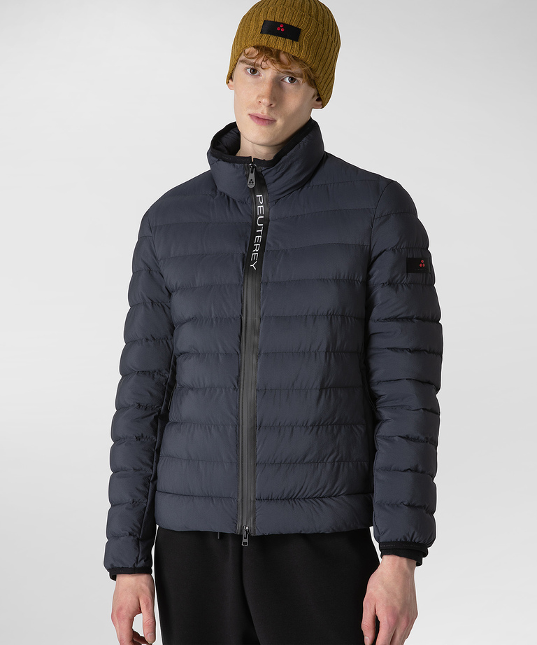 Ultra-lightweight, windproof down jacket with Primaloft padding - Fall-Winter 2022 Menswear Collection | Peuterey
