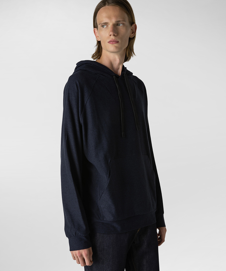 Comfortable sweatshirt with hood and logo - Top And Knitwear | Peuterey