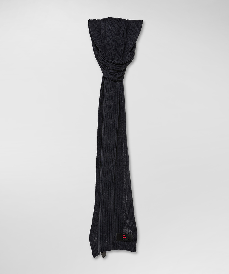 Schuhe mit Strick-Textur - Schals und Mützen für Damen | Peuterey