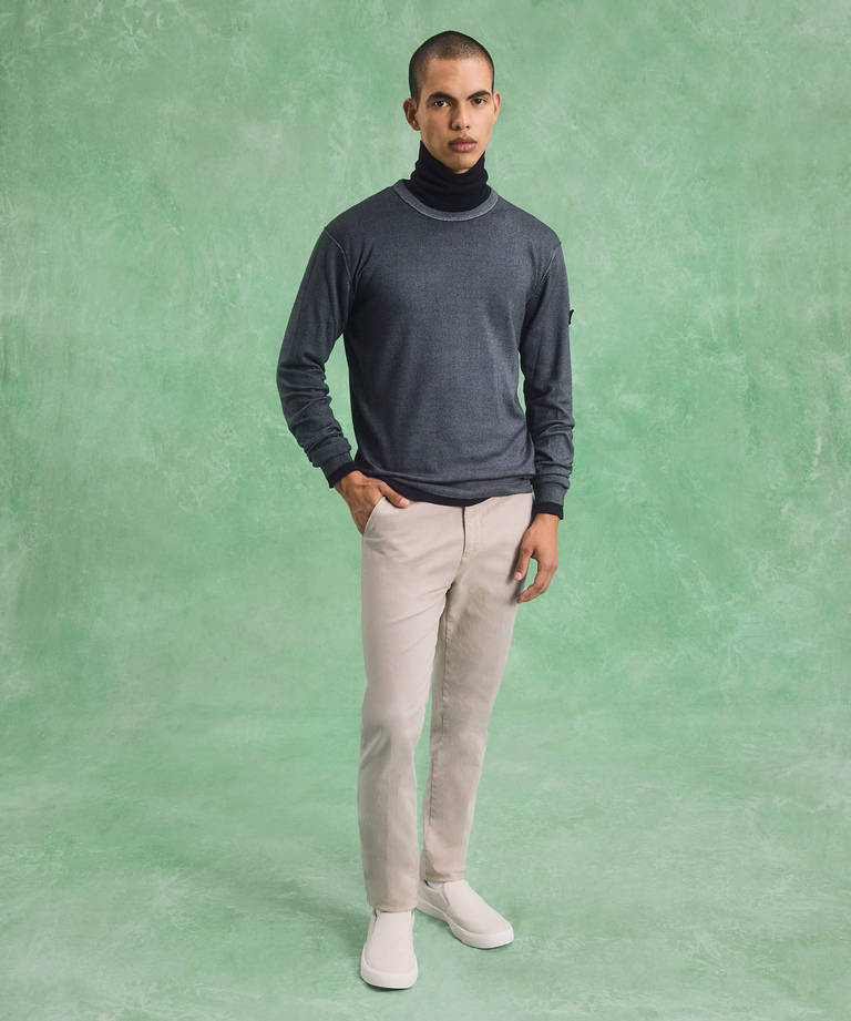 Pullover mit Säurefärbung - Zeitlose Kleidung für Herren - Ikonische Jacken | Peuterey