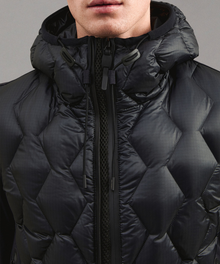 Bomber Bimateriale Con Trapunta Geometrica
